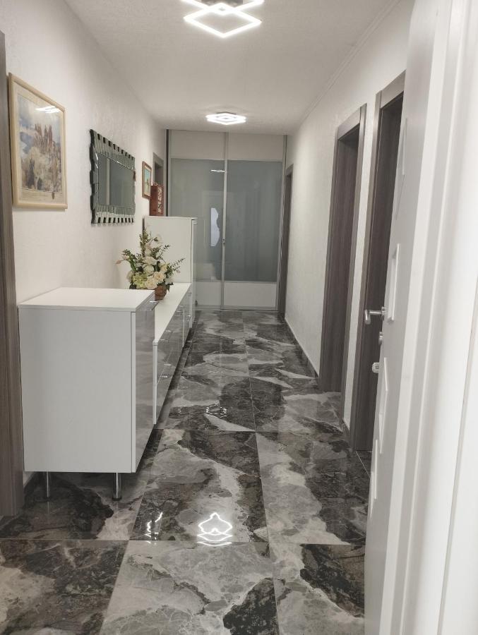 David I Rino Apartment Brela